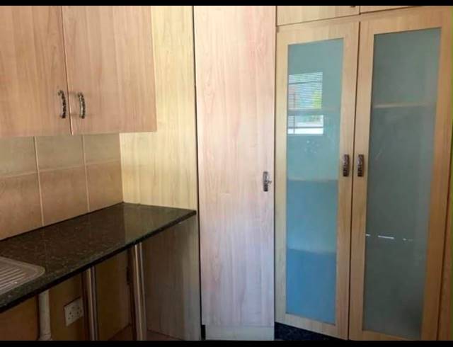 4 BEDROOM HOUSE FOR SALE IN ELDO MEADOWS